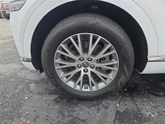 Used 2024  Genesis GV80 2&period;5T AWD at Dime Down by Frank Leta near Bridgeton&comma; MO