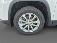 Used 2019  Jeep Cherokee 4d SUV FWD Latitude 2&period;4L at Dime Down by Frank Leta near Bridgeton&comma; MO