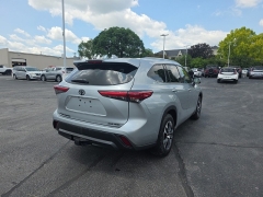 Used 2021 Toyota Highlander XLE AWD at Dime Down by Frank Leta near Bridgeton, MO