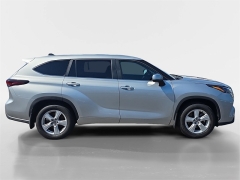 Used 2024  Toyota Highlander LE AWD at Dime Down by Frank Leta near Bridgeton, MO