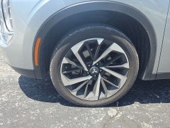 Used 2024  Mitsubishi Outlander SE Black Edition FWD at Dime Down by Frank Leta near Bridgeton&comma; MO
