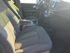 Used 2019  Chrysler Pacifica 4d Wagon Touring Plus at Dime Down by Frank Leta near Bridgeton&comma; MO