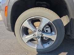 Used 2023  Jeep Grand Cherokee L Limited 4x4 at Dime Down by Frank Leta near Bridgeton&comma; MO