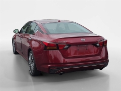 Used 2023  Nissan Altima 2.5 SL Sedan at Dime Down by Frank Leta near Bridgeton, MO