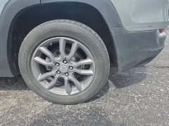 Used 2024  GMC Terrain FWD 4dr SLT at Dime Down by Frank Leta near Bridgeton&comma; MO