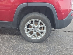 Used 2017  Jeep Cherokee Latitude 4x4 at Dime Down by Frank Leta near Bridgeton&comma; MO