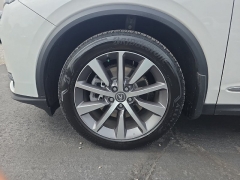 Used 2025  Acura MDX SH-AWD w&sol;Technology Package at Dime Down by Frank Leta near Bridgeton&comma; MO