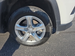 Used 2024 Jeep Compass Latitude 4x4 at Dime Down by Frank Leta near Bridgeton, MO
