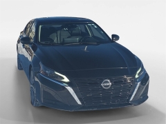 Used 2023  Nissan Altima 2&period;5 SL Sedan at Dime Down by Frank Leta near Bridgeton&comma; MO