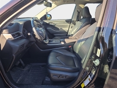 Used 2021  Toyota Highlander XLE AWD at Dime Down by Frank Leta near Bridgeton, MO