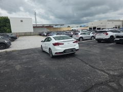 Used 2020  Hyundai Elantra Limited IVT SULEV at Dime Down by Frank Leta near Bridgeton&comma; MO