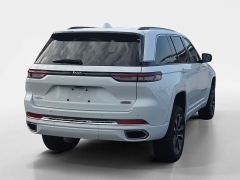 Used 2022  Jeep Grand Cherokee Overland 4x4 at Dime Down by Frank Leta near Bridgeton&comma; MO