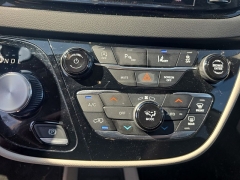 Used 2023  Chrysler Pacifica Touring L FWD at Dime Down by Frank Leta near Bridgeton&comma; MO