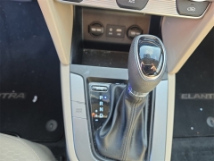 Used 2019  Hyundai Elantra SE Auto at Dime Down by Frank Leta near Bridgeton, MO