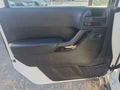 Used 2015  Jeep Wrangler Unlimited 4WD 4dr Altitude at Dime Down by Frank Leta near Bridgeton&comma; MO
