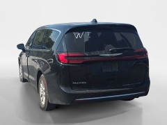 Used 2023  Chrysler Pacifica Touring L FWD at Dime Down by Frank Leta near Bridgeton&comma; MO