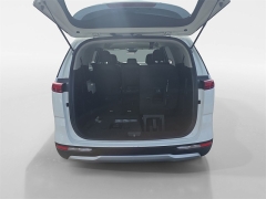 Used 2024  Kia Carnival LX FWD w&sol;Seat Pkg at Dime Down by Frank Leta near Bridgeton&comma; MO