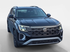 Used 2024  Volkswagen Atlas 2&period;0T Peak Edition SE w&sol;Tech 4MOTION at Dime Down by Frank Leta near Bridgeton&comma; MO