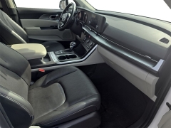 Used 2024  Kia Carnival LX FWD w&sol;Seat Pkg at Dime Down by Frank Leta near Bridgeton&comma; MO