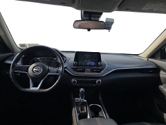 Used 2024  Nissan Altima 2&period;5 SR Sedan at Dime Down by Frank Leta near Bridgeton&comma; MO