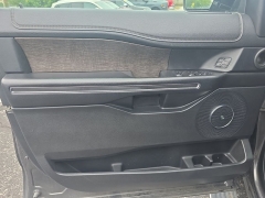 Used 2020  Ford Expedition Max 4d SUV 4WD Limited at Dime Down by Frank Leta near Bridgeton&comma; MO