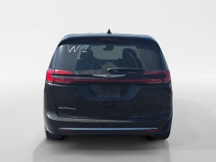 Used 2023  Chrysler Pacifica Touring L FWD at Dime Down by Frank Leta near Bridgeton&comma; MO