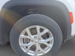 Used 2023  Jeep Grand Cherokee L Limited 4x4 at Dime Down by Frank Leta near Bridgeton&comma; MO