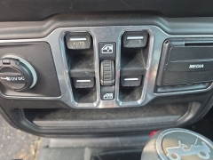 Used 2018  Jeep Wrangler Unlimited Sahara 4x4 at Dime Down by Frank Leta near Bridgeton&comma; MO