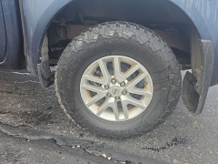 Used 2015  Nissan Frontier 4WD Crew Cab SWB Auto SV at Dime Down by Frank Leta near Bridgeton&comma; MO