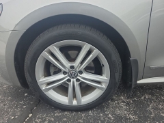 Used 2014  Volkswagen Passat TDI 4d Sedan SEL Premium at Dime Down by Frank Leta near Bridgeton&comma; MO