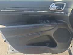 Used 2020  Jeep Grand Cherokee Limited 4x4 at Dime Down by Frank Leta near Bridgeton&comma; MO
