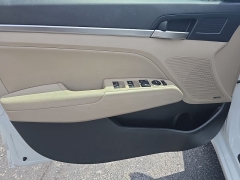 Used 2020  Hyundai Elantra Limited IVT SULEV at Dime Down by Frank Leta near Bridgeton&comma; MO