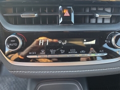 Used 2021  Toyota Corolla Hatchback Nightshade CVT &lpar;Natl&rpar; at Dime Down by Frank Leta near Bridgeton&comma; MO