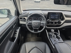 Used 2021 Toyota Highlander XLE AWD at Dime Down by Frank Leta near Bridgeton, MO