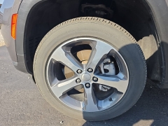 Used 2023  Jeep Grand Cherokee L Limited 4x4 at Dime Down by Frank Leta near Bridgeton&comma; MO