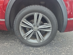 Used 2019  Volkswagen Atlas 4d SUV 3&period;6L SE Technology R-Line 4motion at Dime Down by Frank Leta near Bridgeton&comma; MO