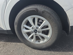 Used 2024  Kia Carnival LX FWD w&sol;Seat Pkg at Dime Down by Frank Leta near Bridgeton&comma; MO