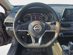 Used 2024  Nissan Altima 2&period;5 SV Sedan at Dime Down by Frank Leta near Bridgeton&comma; MO