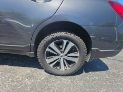 Used 2019  Subaru Outback 4d SUV 2&period;5i Limited at Dime Down by Frank Leta near Bridgeton&comma; MO