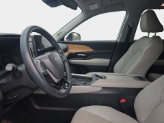 Used 2024  Toyota Grand Highlander XLE AWD at Dime Down by Frank Leta near Bridgeton&comma; MO