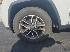 Used 2020  Jeep Grand Cherokee Limited 4x4 at Dime Down by Frank Leta near Bridgeton&comma; MO