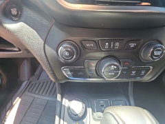 Used 2020  Jeep Cherokee High Altitude 4x4 at Dime Down by Frank Leta near Bridgeton&comma; MO