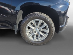 Used 2019  Chevrolet Silverado 1500 4WD Crew Cab 147" High Country at Dime Down by Frank Leta near Bridgeton, MO