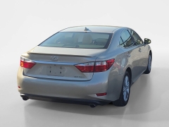 Used 2013  Lexus ES 350 4dr Sdn at Dime Down by Frank Leta near Bridgeton&comma; MO