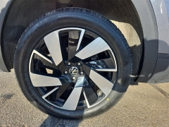 Used 2024  Volkswagen Atlas Cross Sport 2.0T SE w/Technology 4MOTION at Dime Down by Frank Leta near Bridgeton, MO