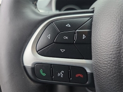 Used 2020  Jeep Compass Latitude w/Sun/Wheel Pkg FWD *Ltd Avail* at Dime Down by Frank Leta near Bridgeton, MO