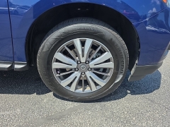Used 2019 Nissan Pathfinder 4x4 SL at Dime Down by Frank Leta near Bridgeton, MO