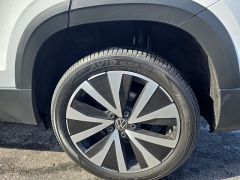 Used 2023  Volkswagen Taos SE FWD at Dime Down by Frank Leta near Bridgeton&comma; MO