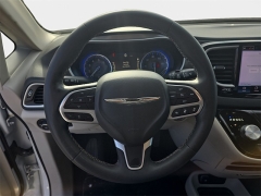 Used 2023  Chrysler Pacifica Touring L FWD at Dime Down by Frank Leta near Bridgeton&comma; MO