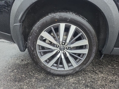Used 2022  Nissan Pathfinder Platinum 4WD at Dime Down by Frank Leta near Bridgeton&comma; MO